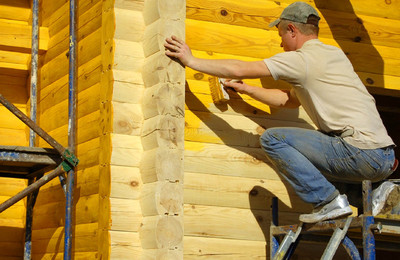Как защитить от влаги деревянный дом