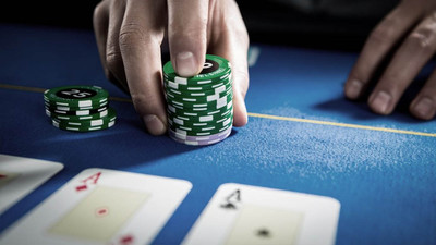 Налоговикам разрешили играть в казино на работе. На ставки выдадут 500 тысяч рублей