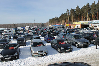 Автомобильный рынок в Омской области стареет от года к году
