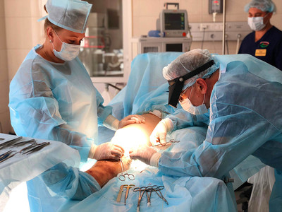 Хирургу-флебологу в Омской области предлагают 120 тысяч рублей