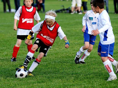 Как выбрать детскую футбольную форму