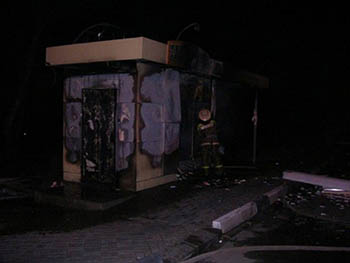 В Ленинском округе при неизвестных обстоятельствах сгорели два автомобиля