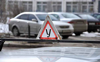 13 улиц Омска станут недоступными для учебной езды