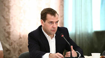 Горсовет решил попросить у Медведева 1,8 миллиарда