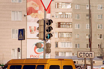 В Омске изменится режим работы светофора на пересечении 10 лет Октября и Куйбышева