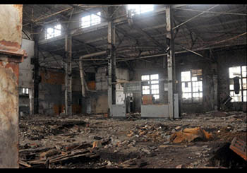 Были ли жертвы под завалами заводского цеха в Омске?