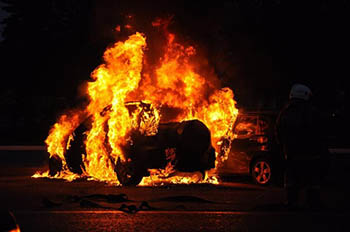 У жителя Омска сгорел новенький BMW-5