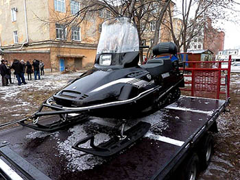 Житель Омской области перевозил нелегалов через границу на снегоходе