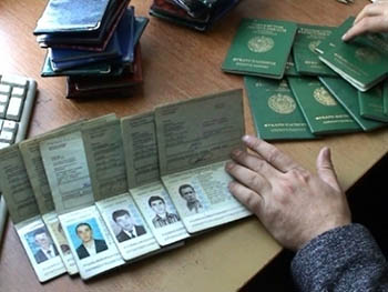 В Омске сотрудники УФМС прошлись по домам, где зарегистрированы мигранты