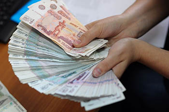 В Омске осуждены мошенники, обманувшие 50 пенсионеров на полмиллиона