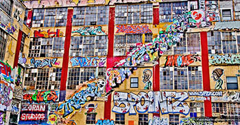 Туристы в Бристоле увидят новую достопримечательность - граффити-квартал