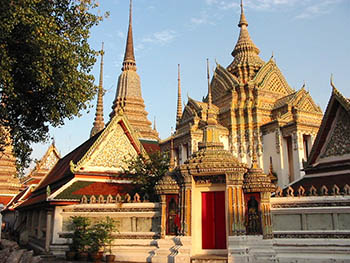 Вьетнамцы строят в Праге буддистский храм