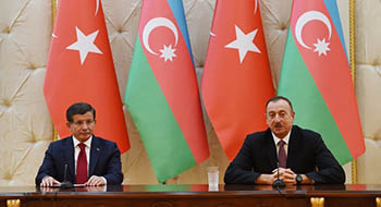 Азербайджан вкладывает в Турцию инвестиции на сумму около $20 млрд