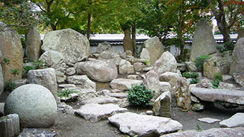 Ландшафтные работы по созданию сада камней на участке